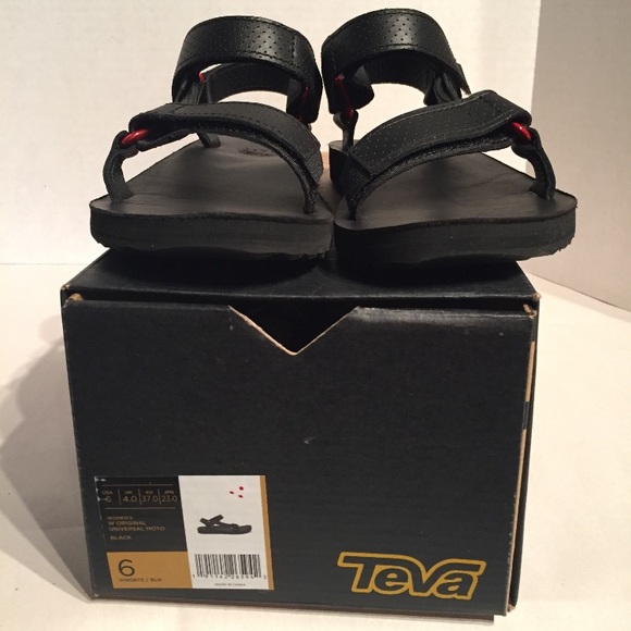 Teva Women’s Leather Moto Universal Strap Sandals - Picture 2 of 6